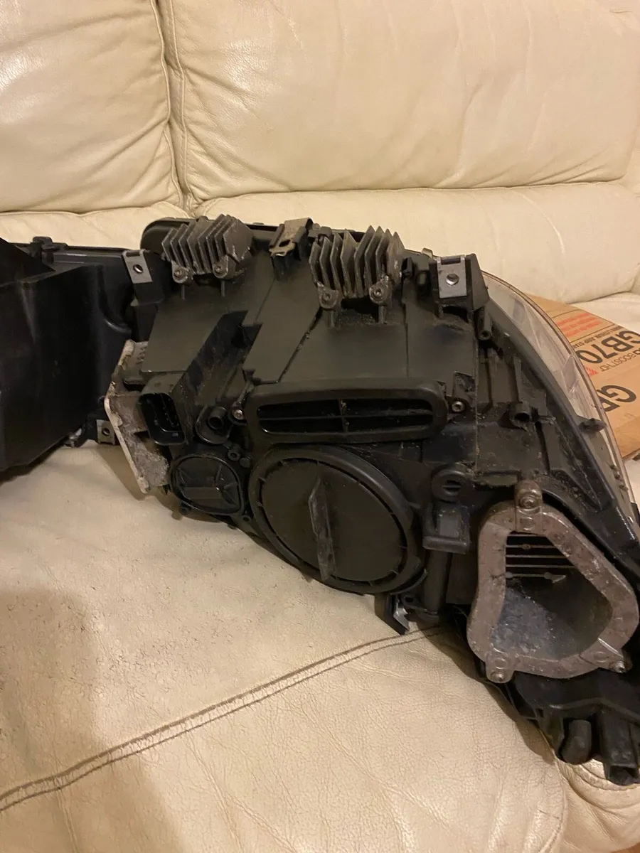 BMW headlights - Image 3