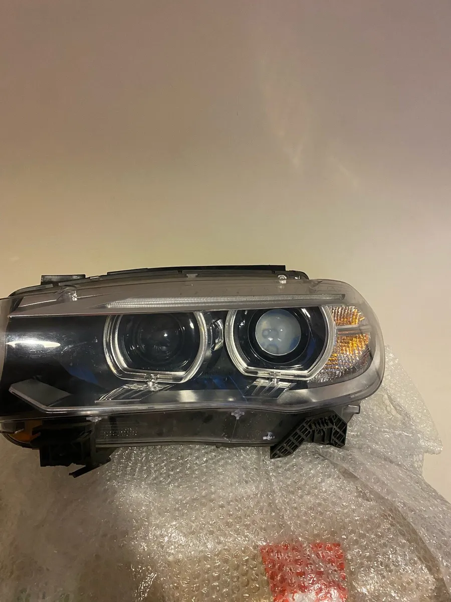BMW headlights - Image 4