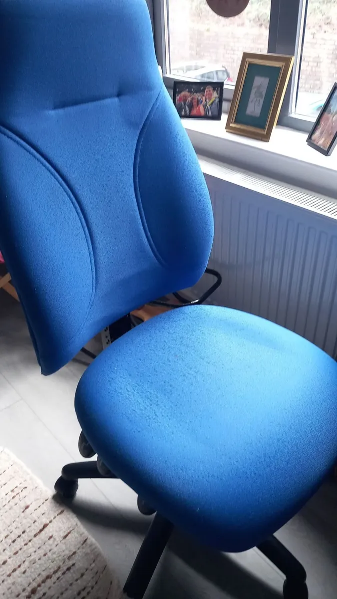 Desk Chair - Image 1