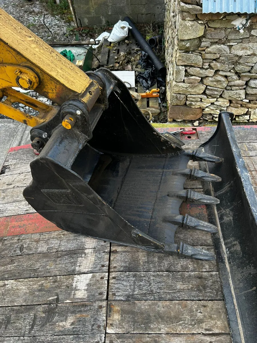 Cat 306 digger 6 ton - Image 2