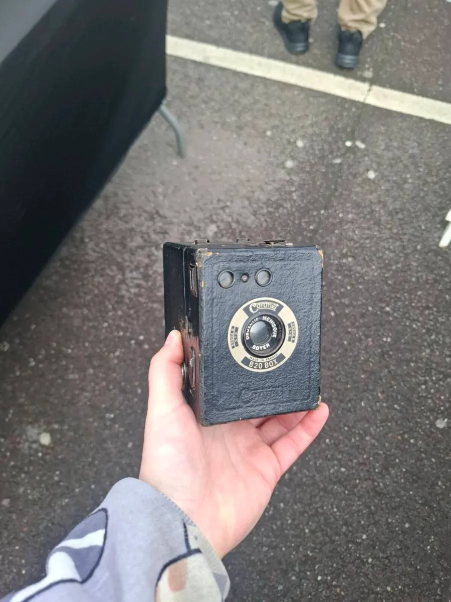 Vintage 30s camera postage possible - Image 1