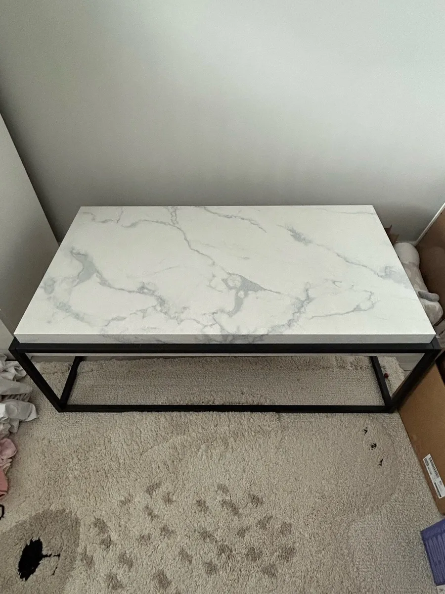 Coffee table - Image 1