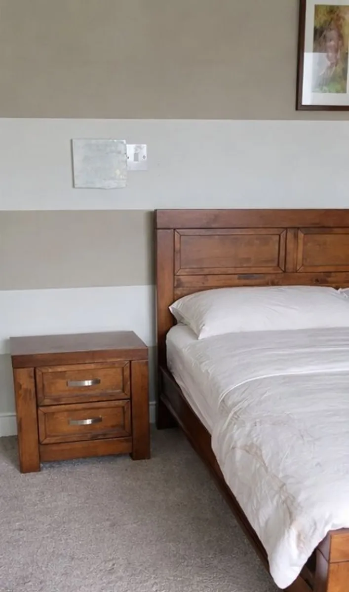 Bedroom Furniture Set - Image 2