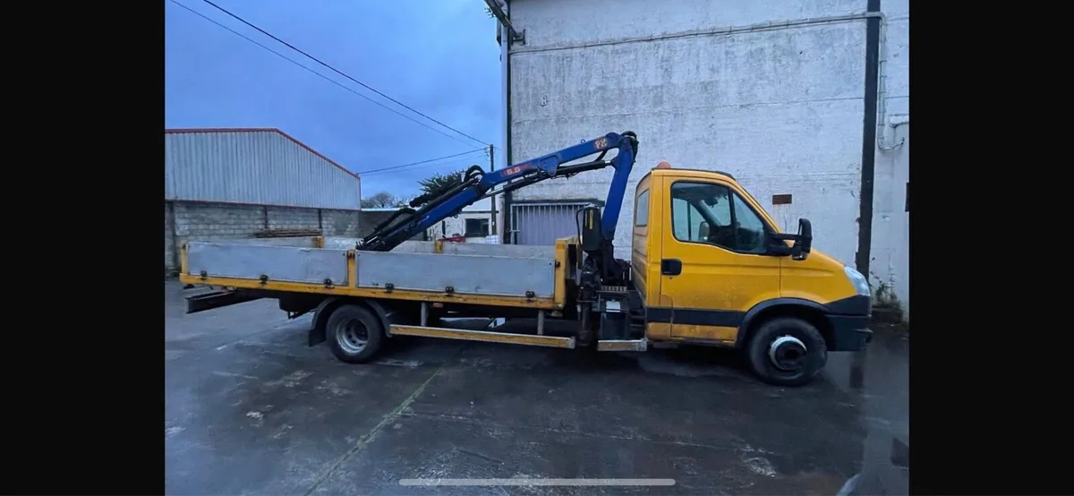 Iveco Daily PM6 crane - Image 4