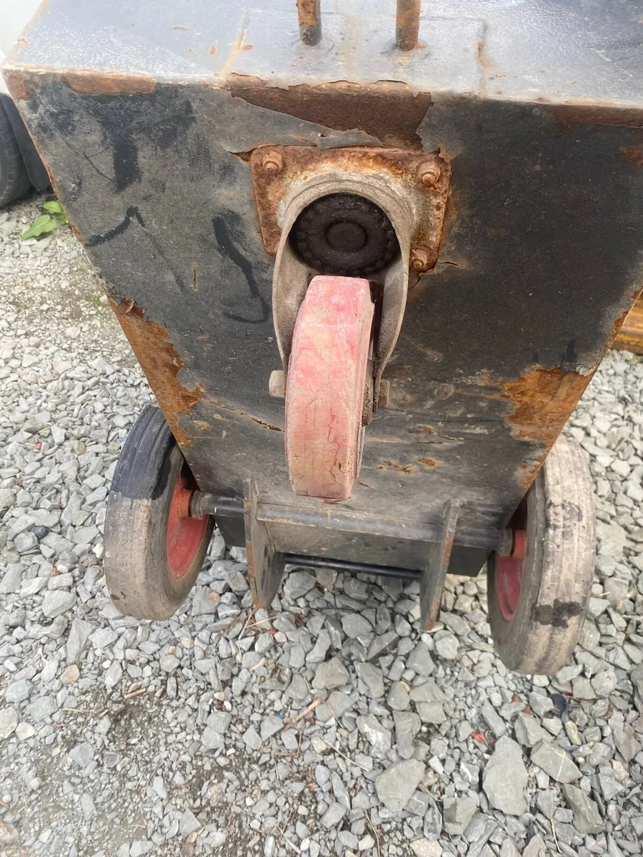 Armour guard rubble truck - Image 2