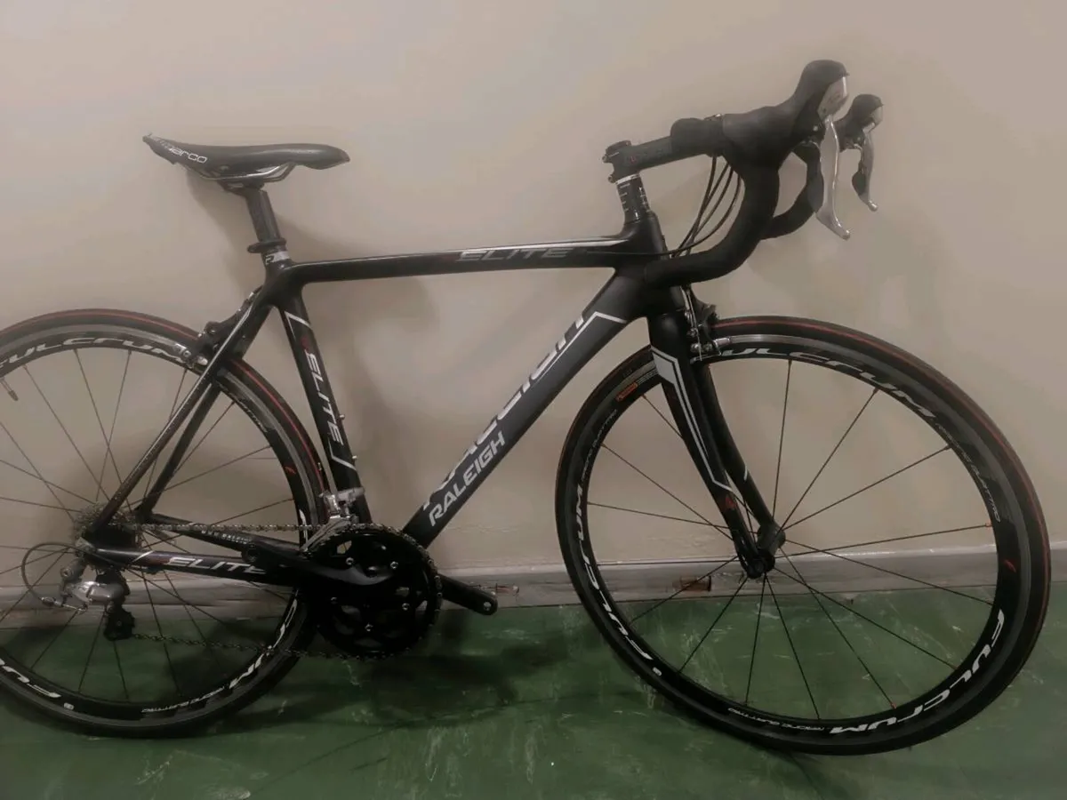 Carbon bike - Image 1