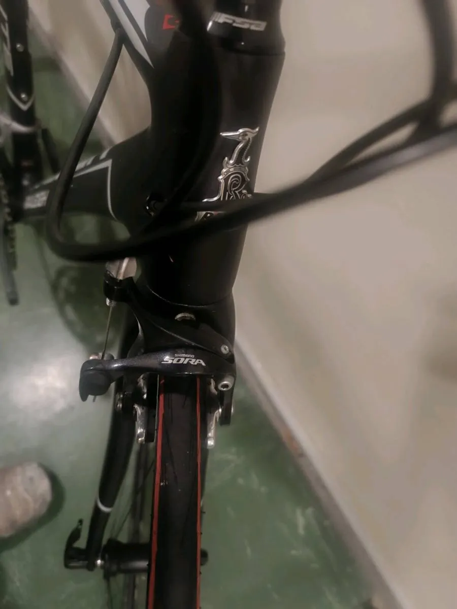 Carbon bike - Image 4