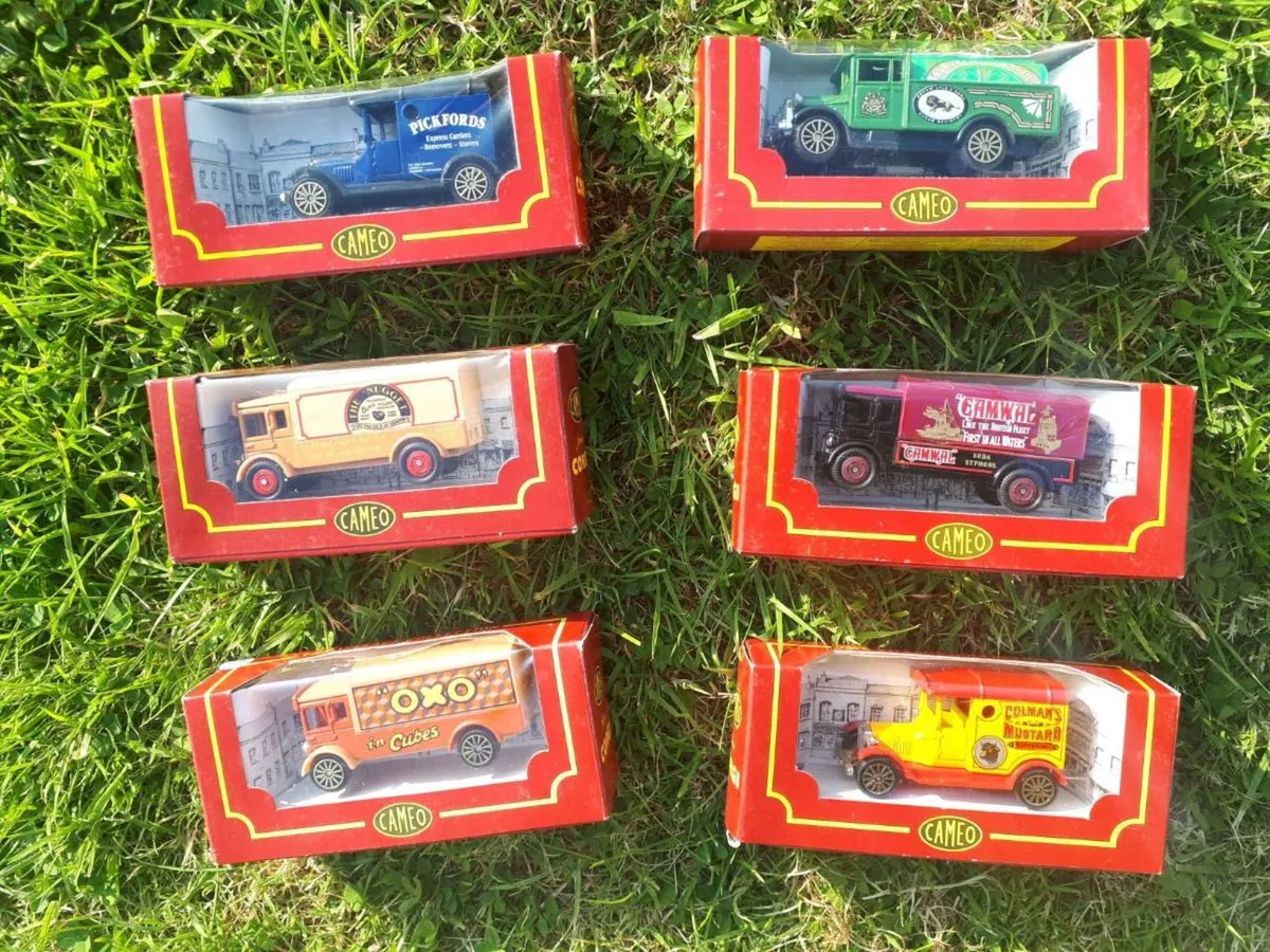 Boxed Collectable Vintage Vehicles - Image 1