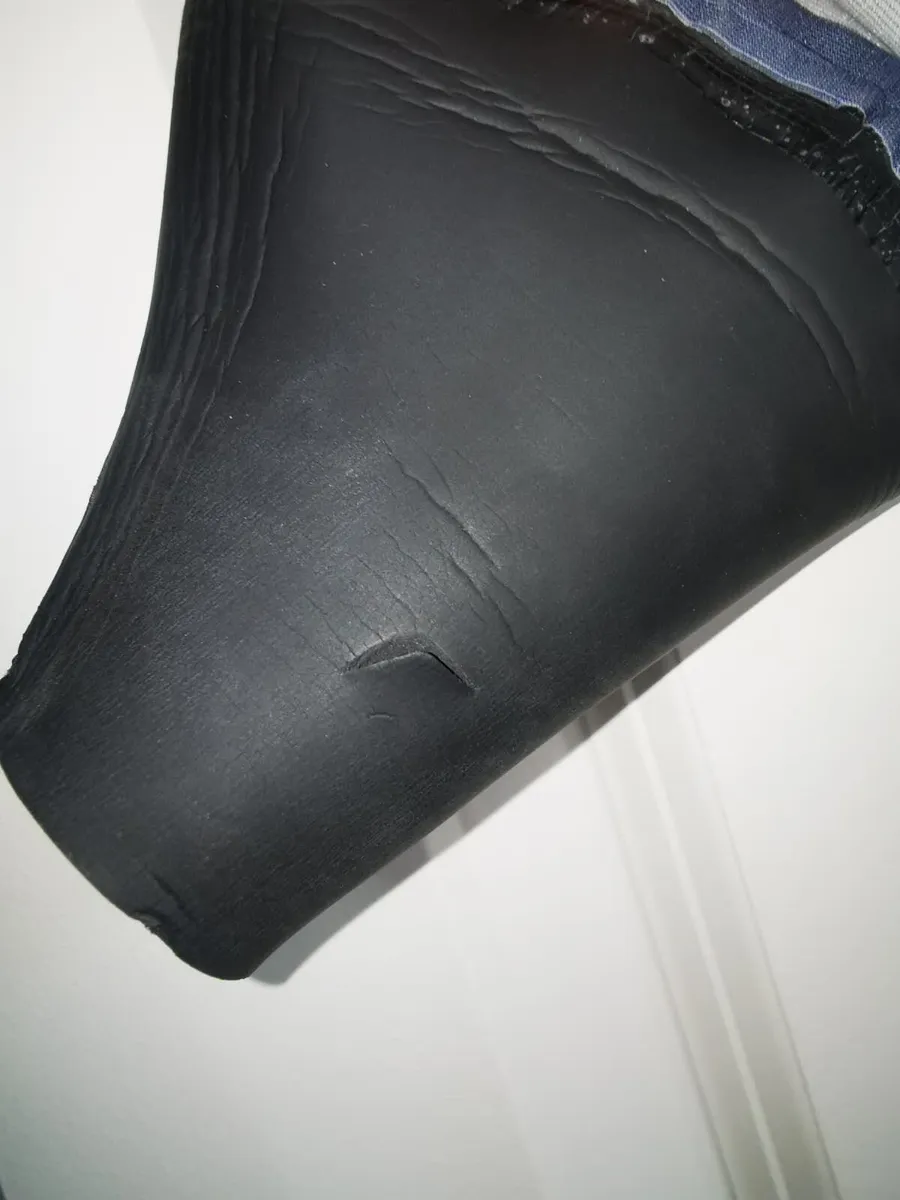 ION Fuse Drysuit for watersports and sailing - Image 2