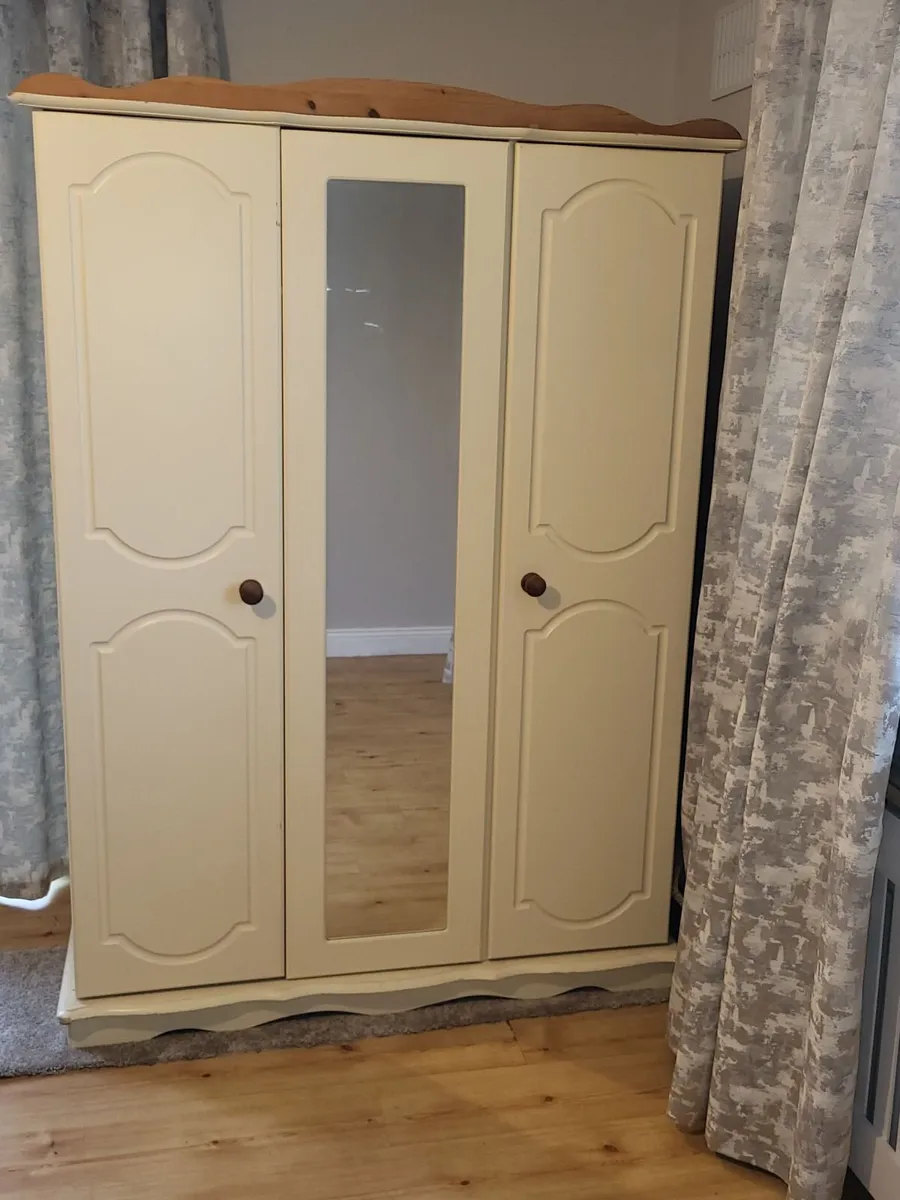 Triple Wardrobe (Pine and Cream) - Image 2