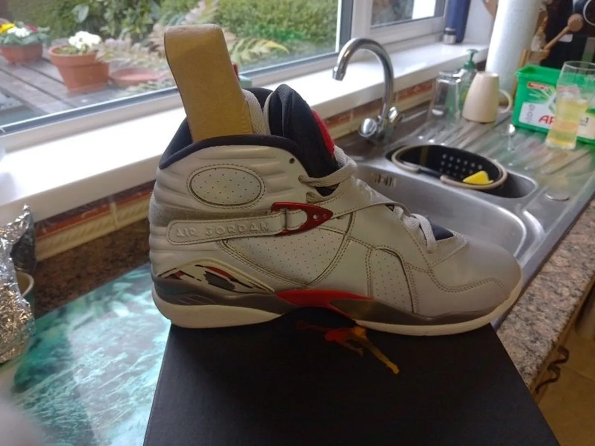 Air Jordan (bugs bunny) - Image 3