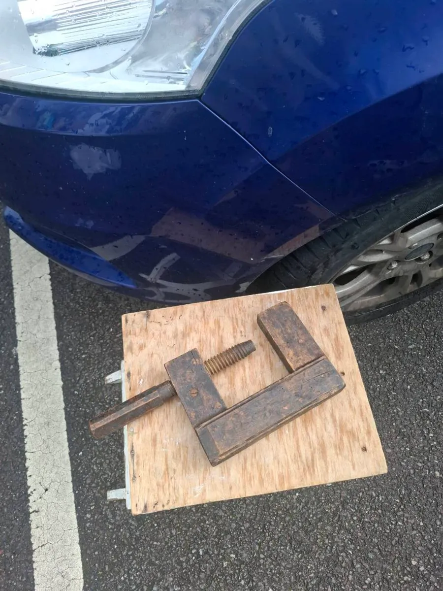 Vintage wood clamp tool - Image 2