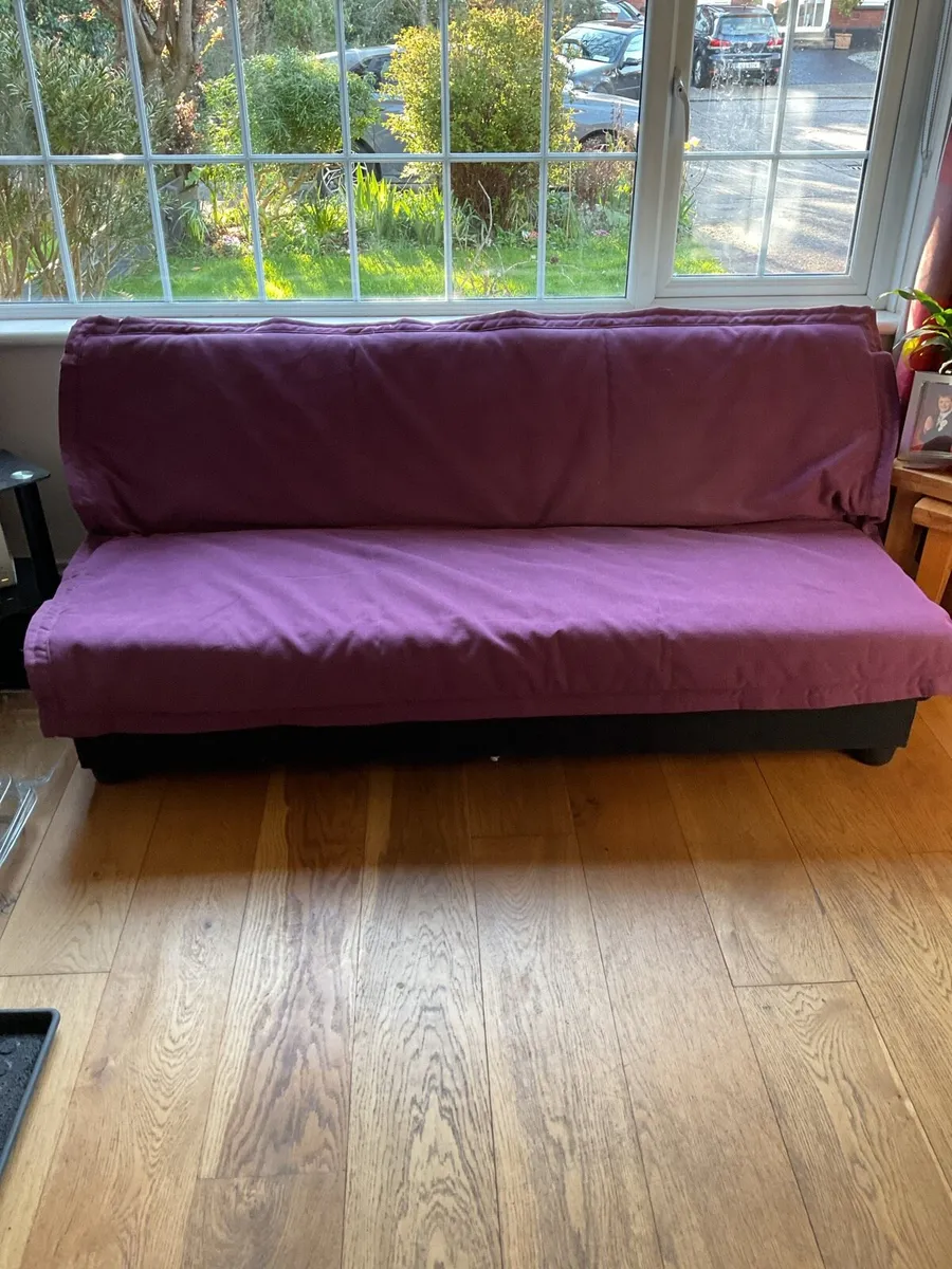 Sofa bed/futon - Image 1