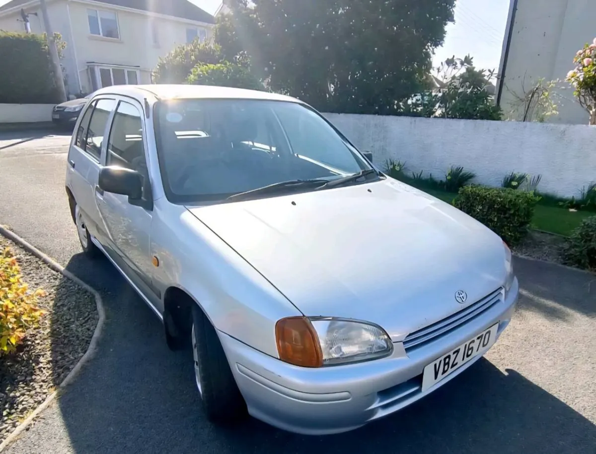 1999 toyota starlet, one previous owner original - Image 2
