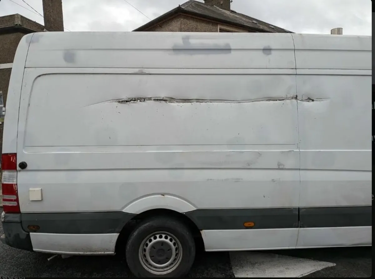 WANTED — Mercedes Sprinter W906 LWB Offside Panel - Image 2