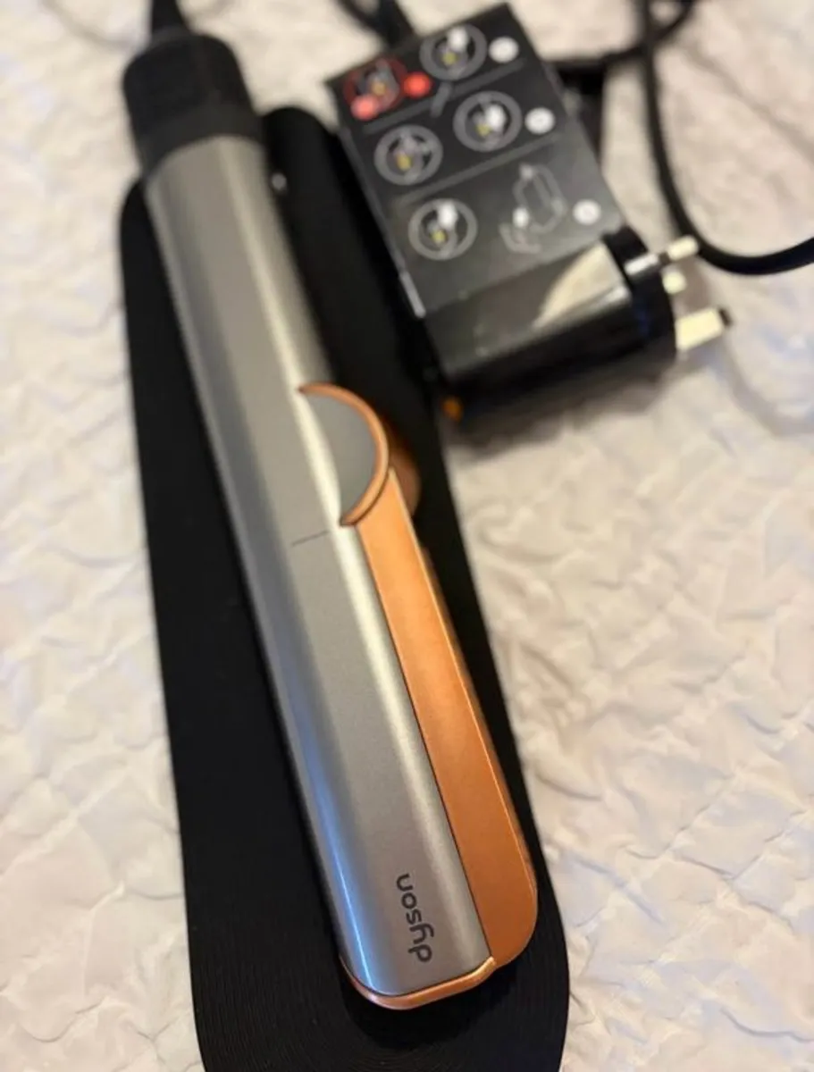 Dyson - Image 2