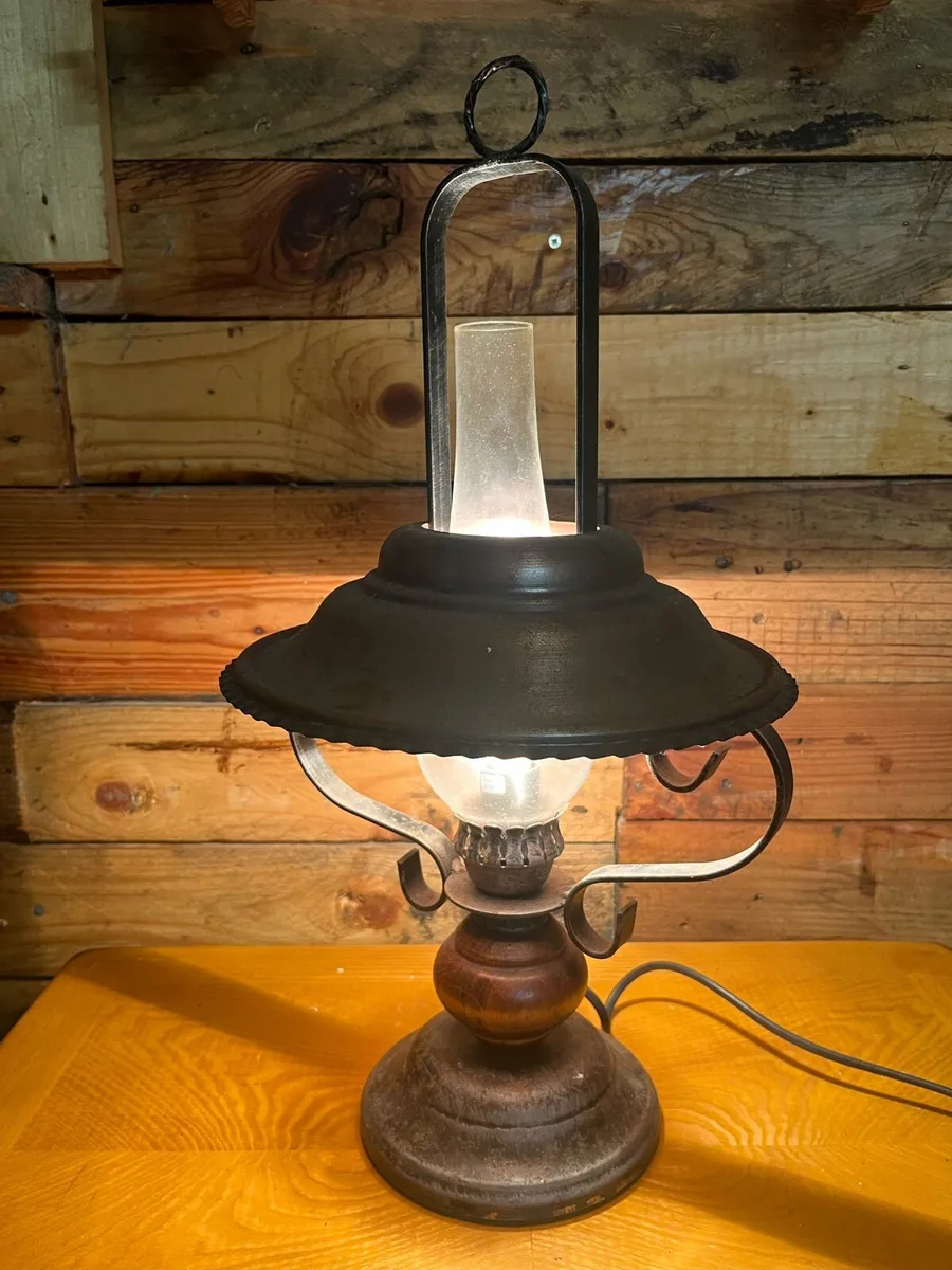 Vintage lamp - Image 1