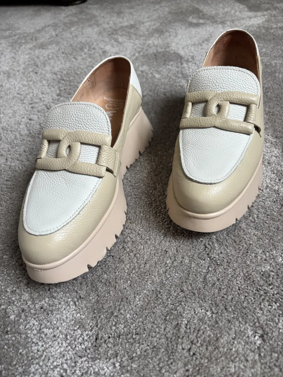 Wonders Shoes - Image 1