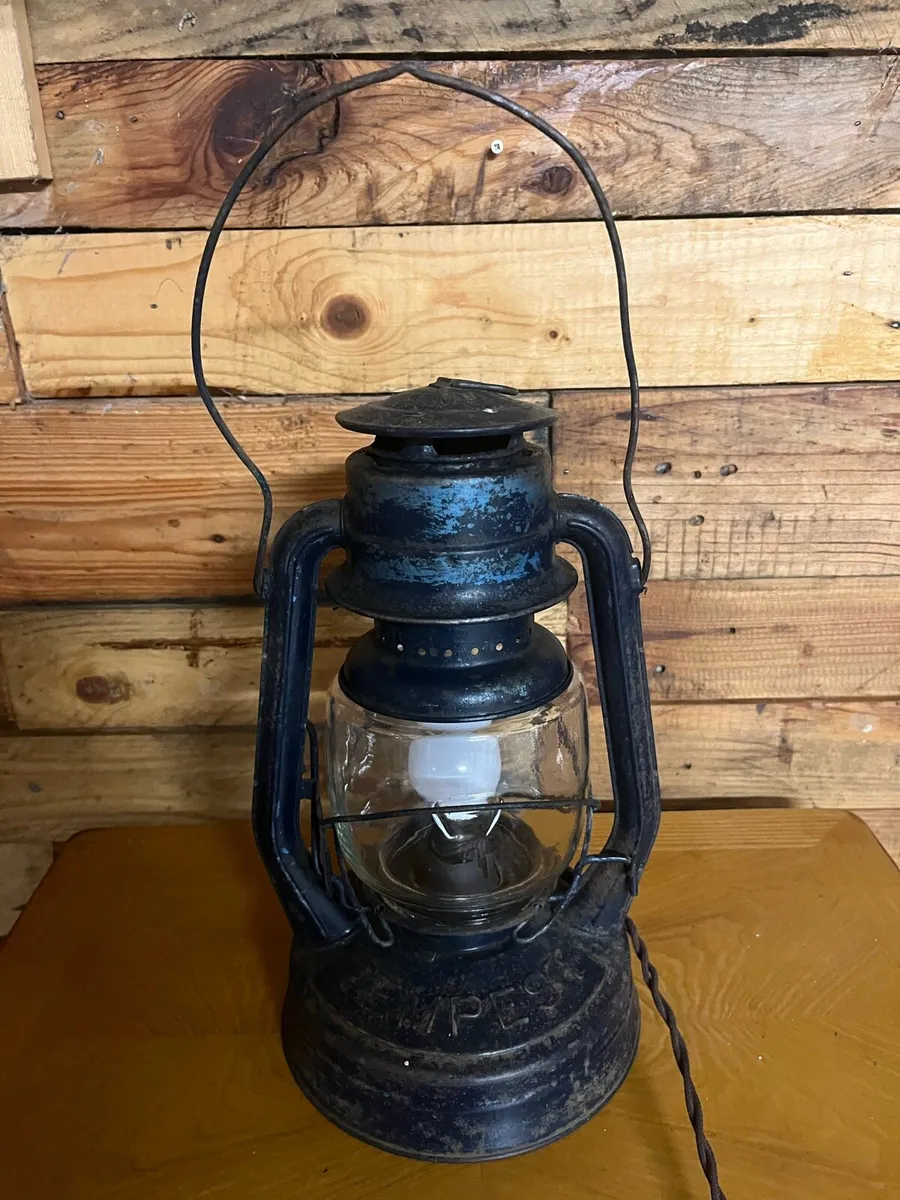 Antique Oil lamp converted to electric - Image 2