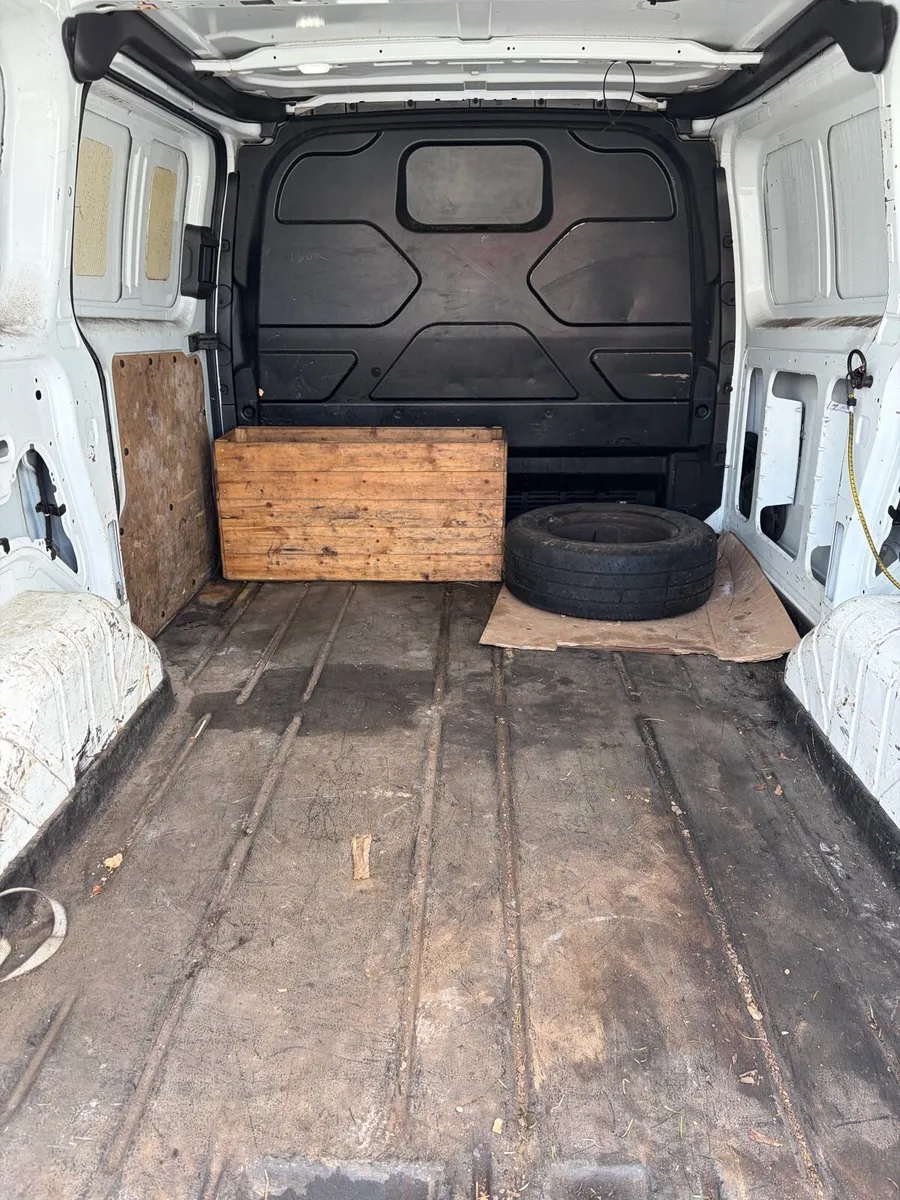 Transit Custom - Image 4