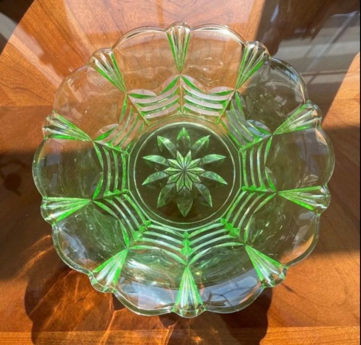 Art Deco 1930s Uranium Bowl - Image 2