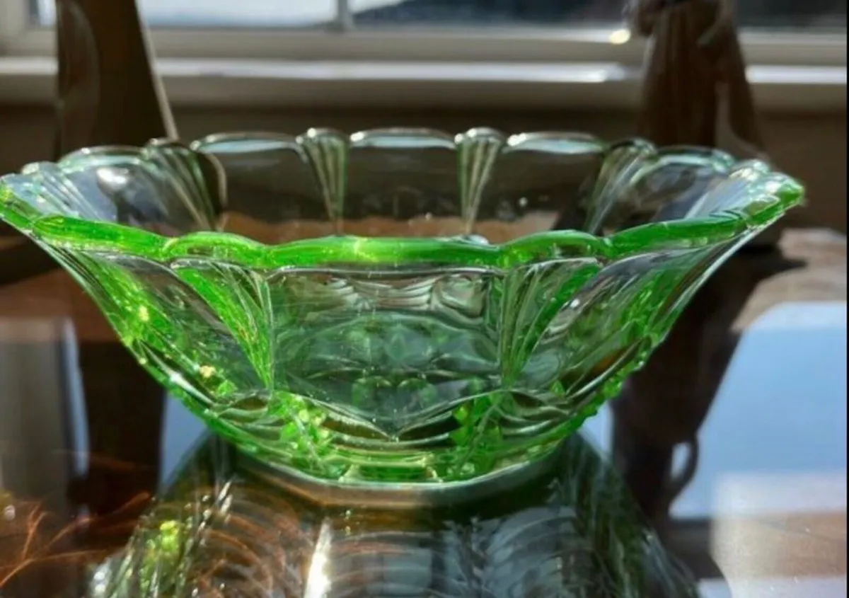 Art Deco 1930s Uranium Bowl - Image 3