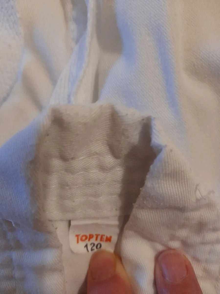 Kid’s taekwondo suits (Doboks) - Image 3