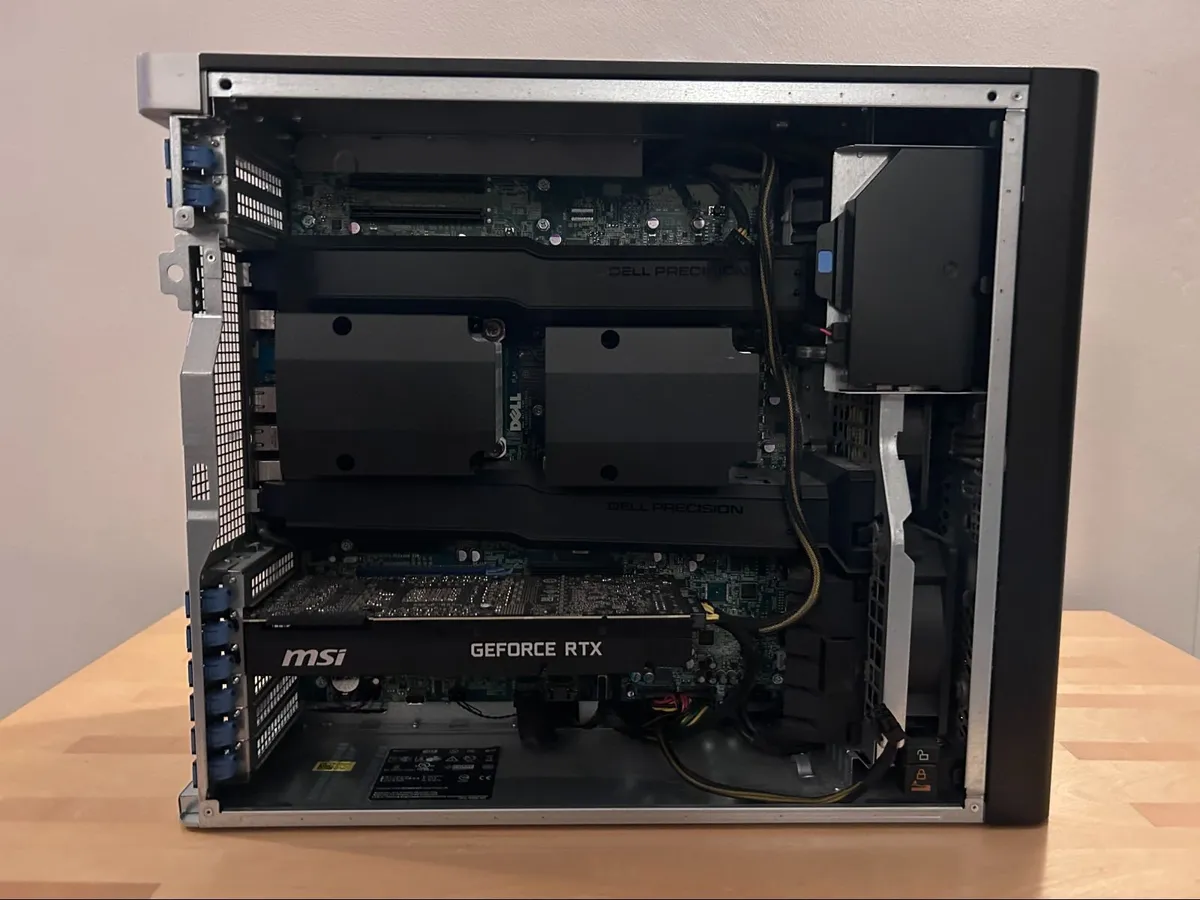 Dell Precision T7600 - Image 1