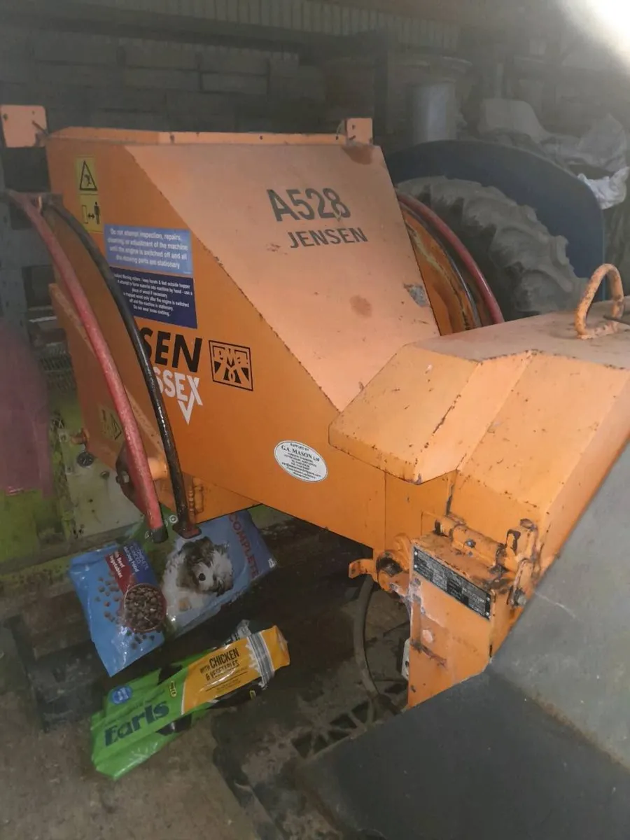 PTO wood chipper - Image 1