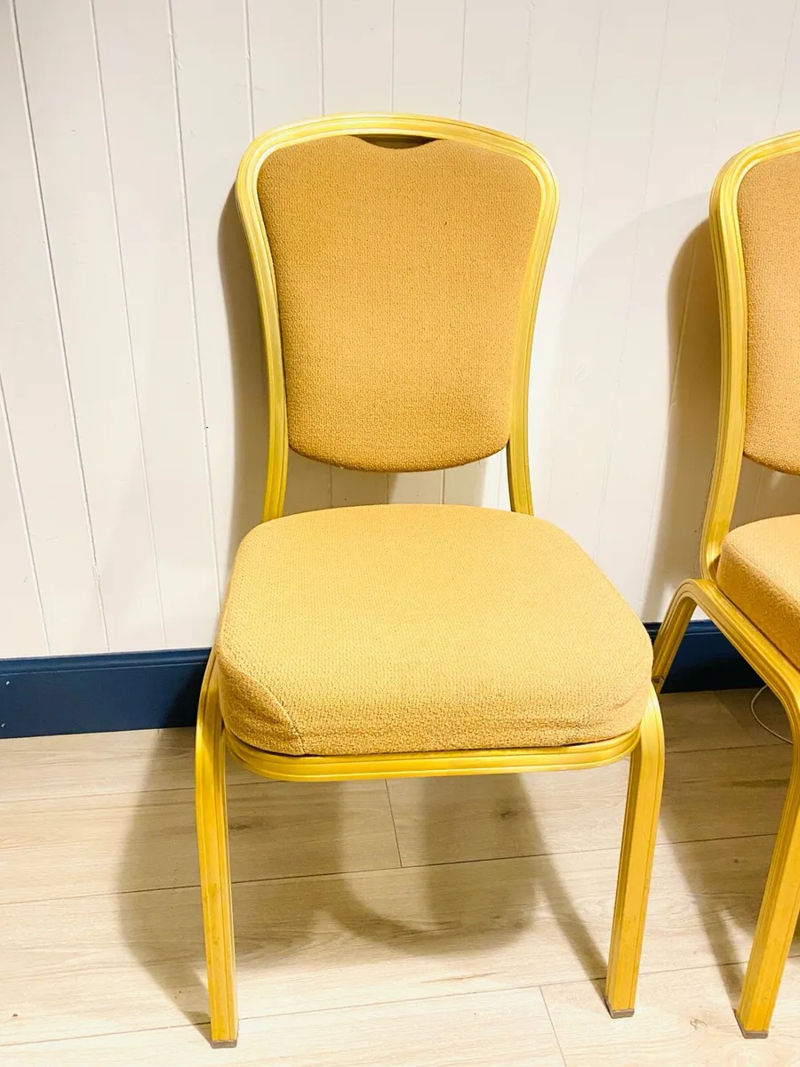 20 x Restaurant or home chairs like new condition. - Image 3