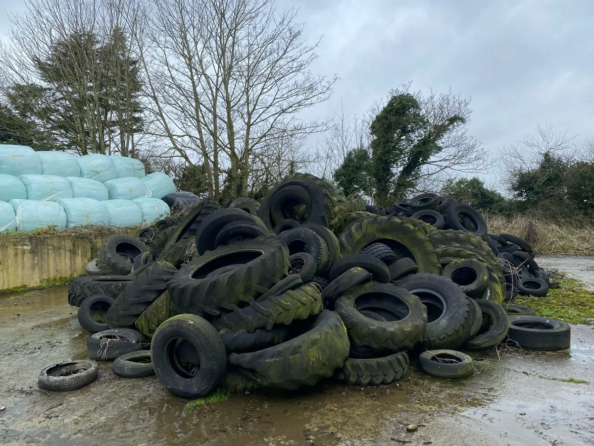 Silage pit tyres for free - Image 1
