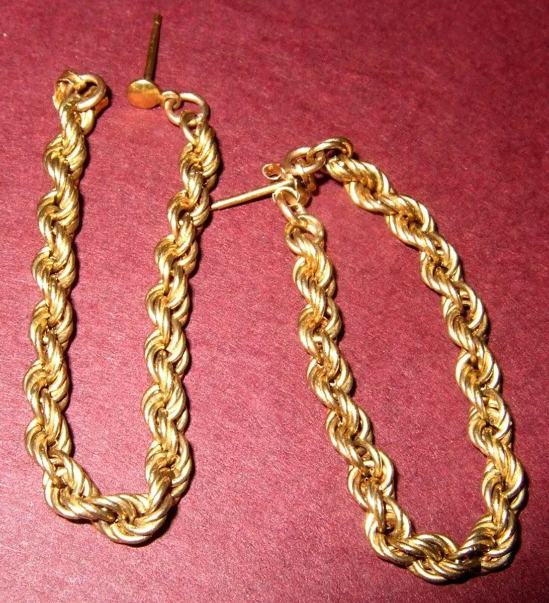 Vintage Hallmarked 9ct Gold Twisted Rope Earrings - Image 1