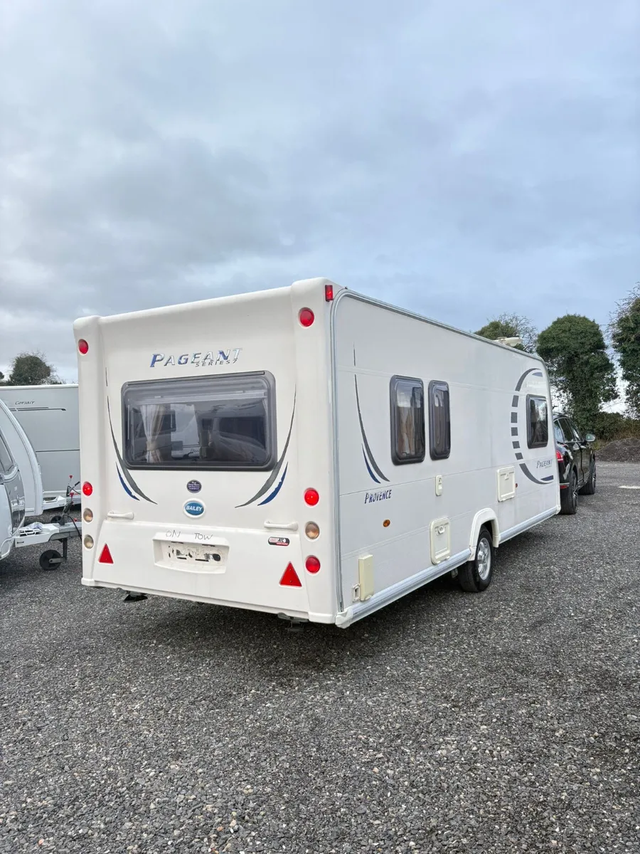 Bailey Pageant 5 Berth Side Washroom Caravan - Image 4