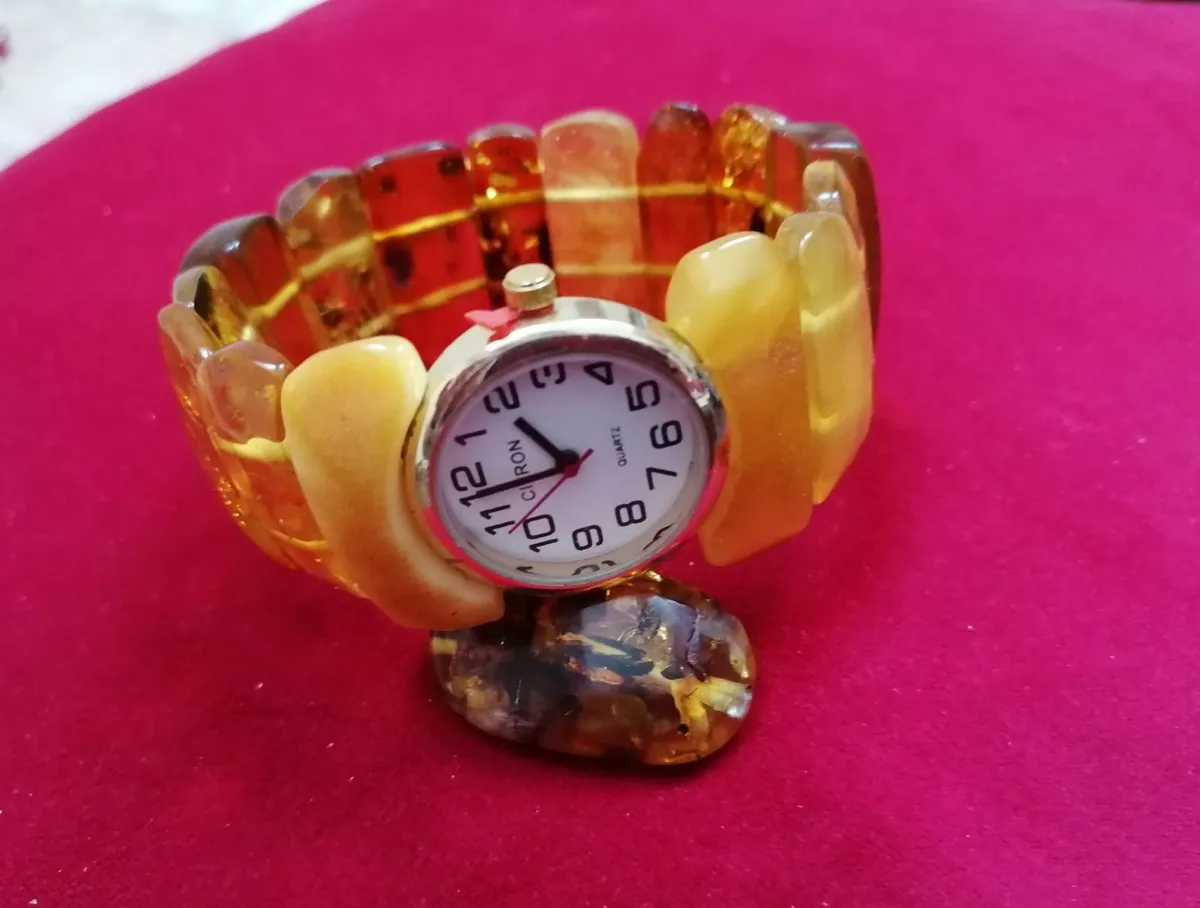 Amber watches - Image 2