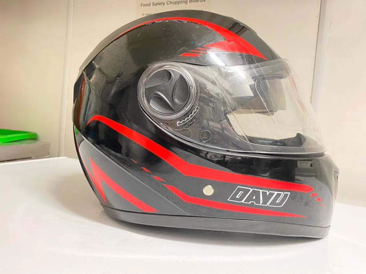 Motorcycle Helmet in perfect condition. - Image 3
