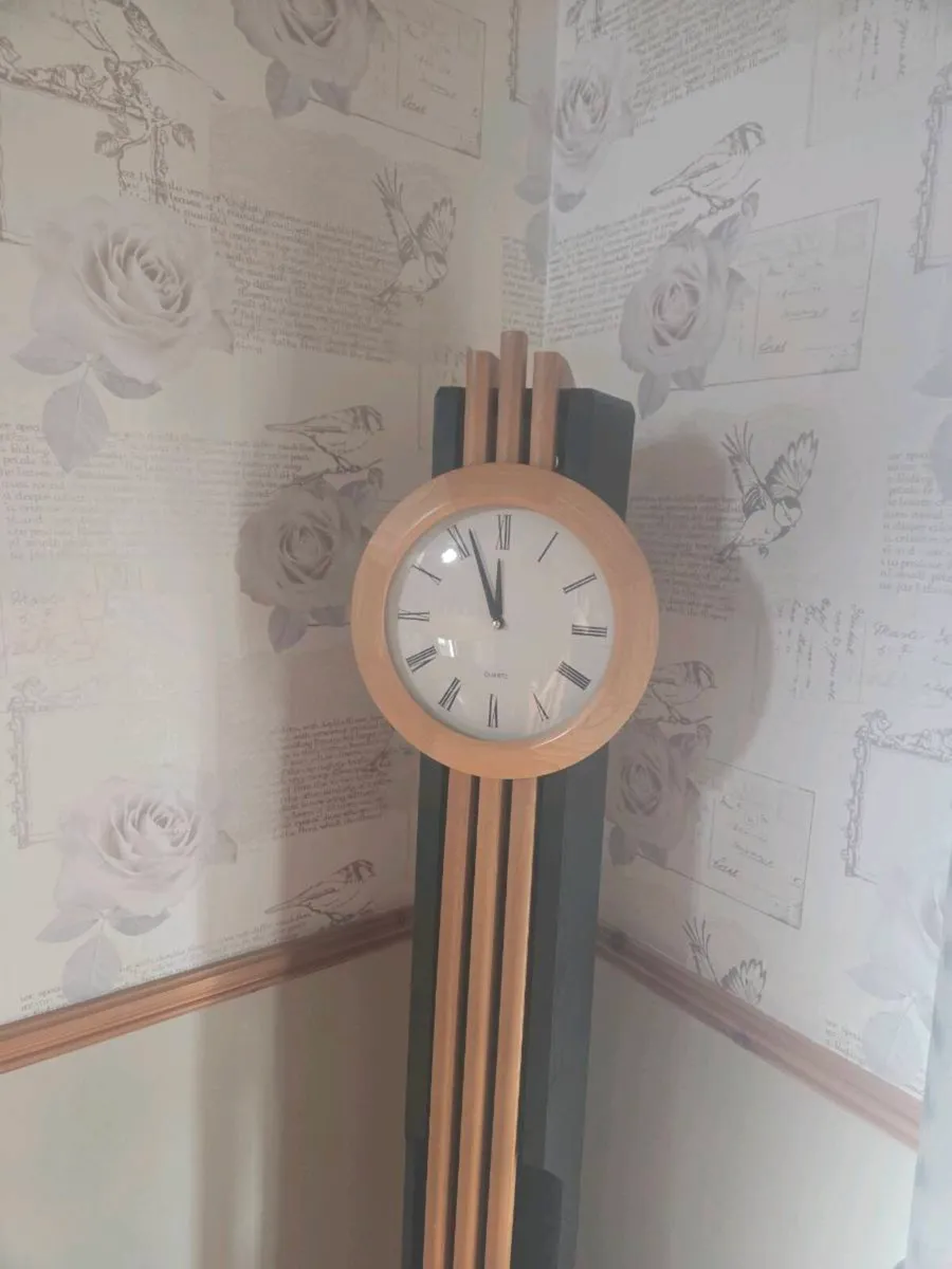 Clock - Image 2