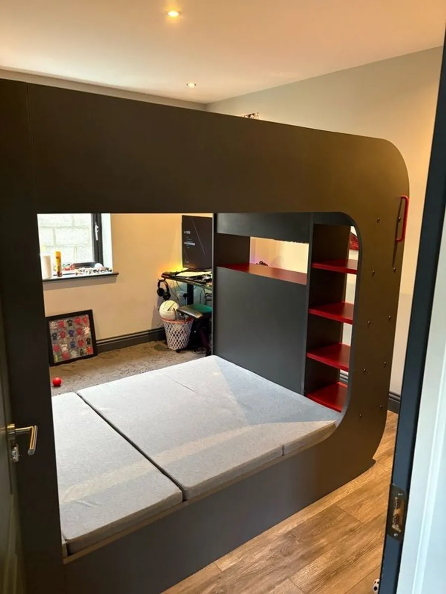 Large Pod Gaming Bunk Bed - Image 4