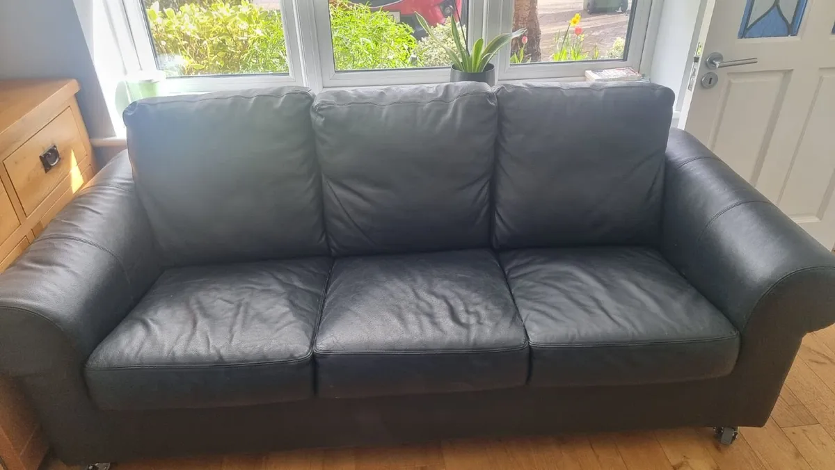 Free Black Leather Sofa - good condition - Image 3