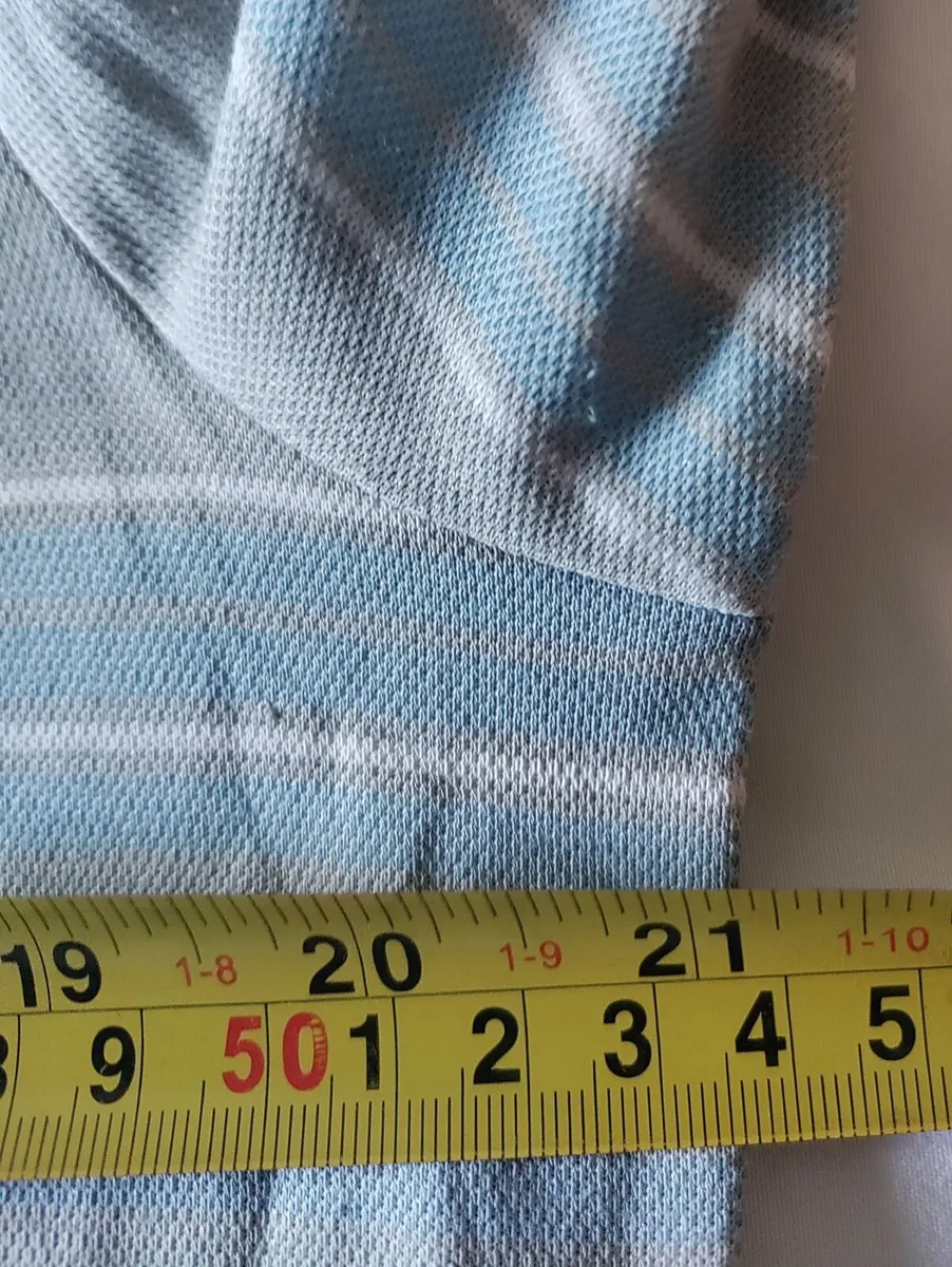 Travis Mathew polo shirt L - Image 2