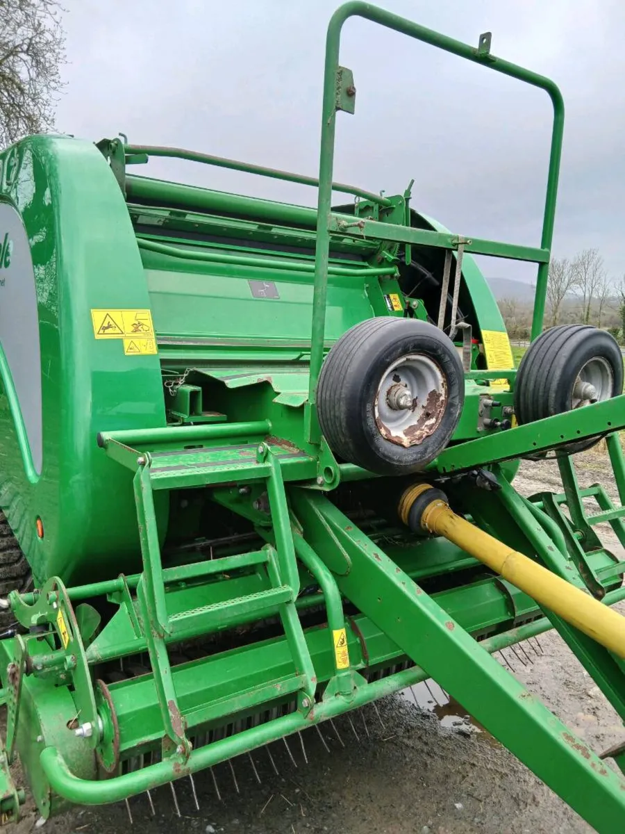 Mc Hale F5500 baler - Image 2