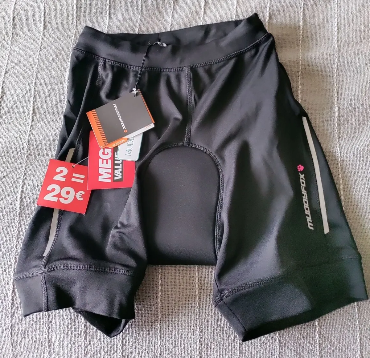 MuddyFox cycling shorts sz8 New - Image 1