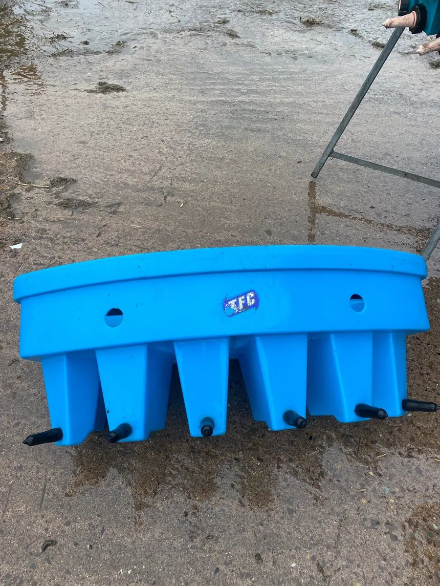 Calf feeder buckets - Image 3