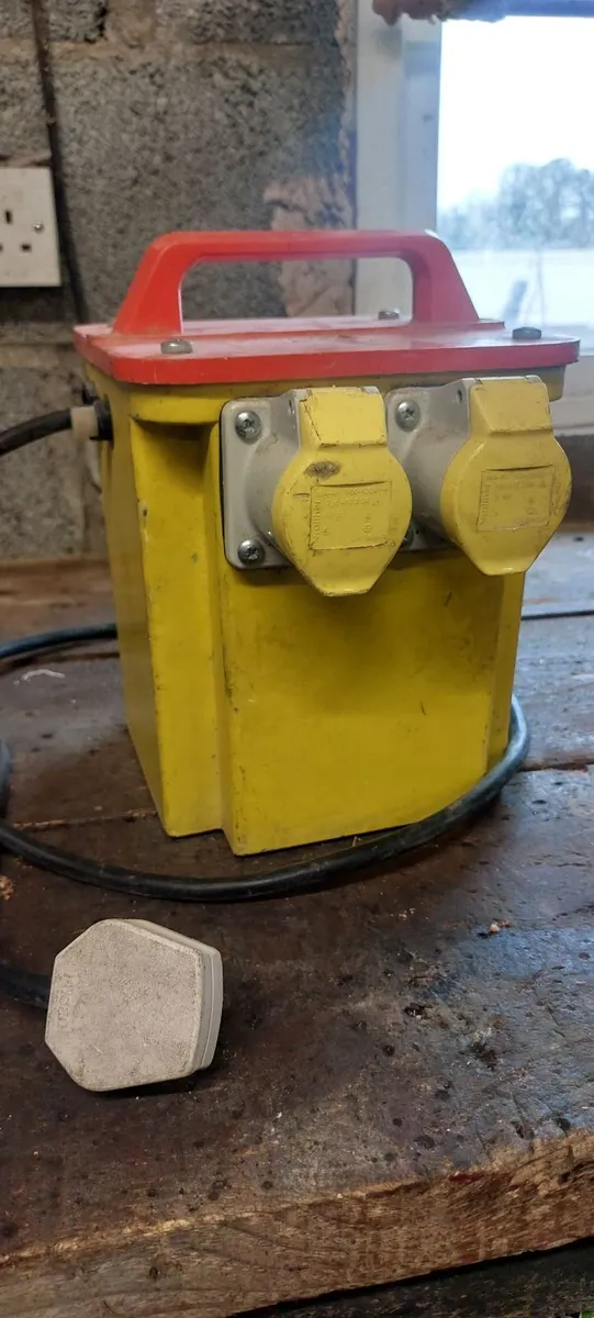 110 transformer 3.3kva - Image 1