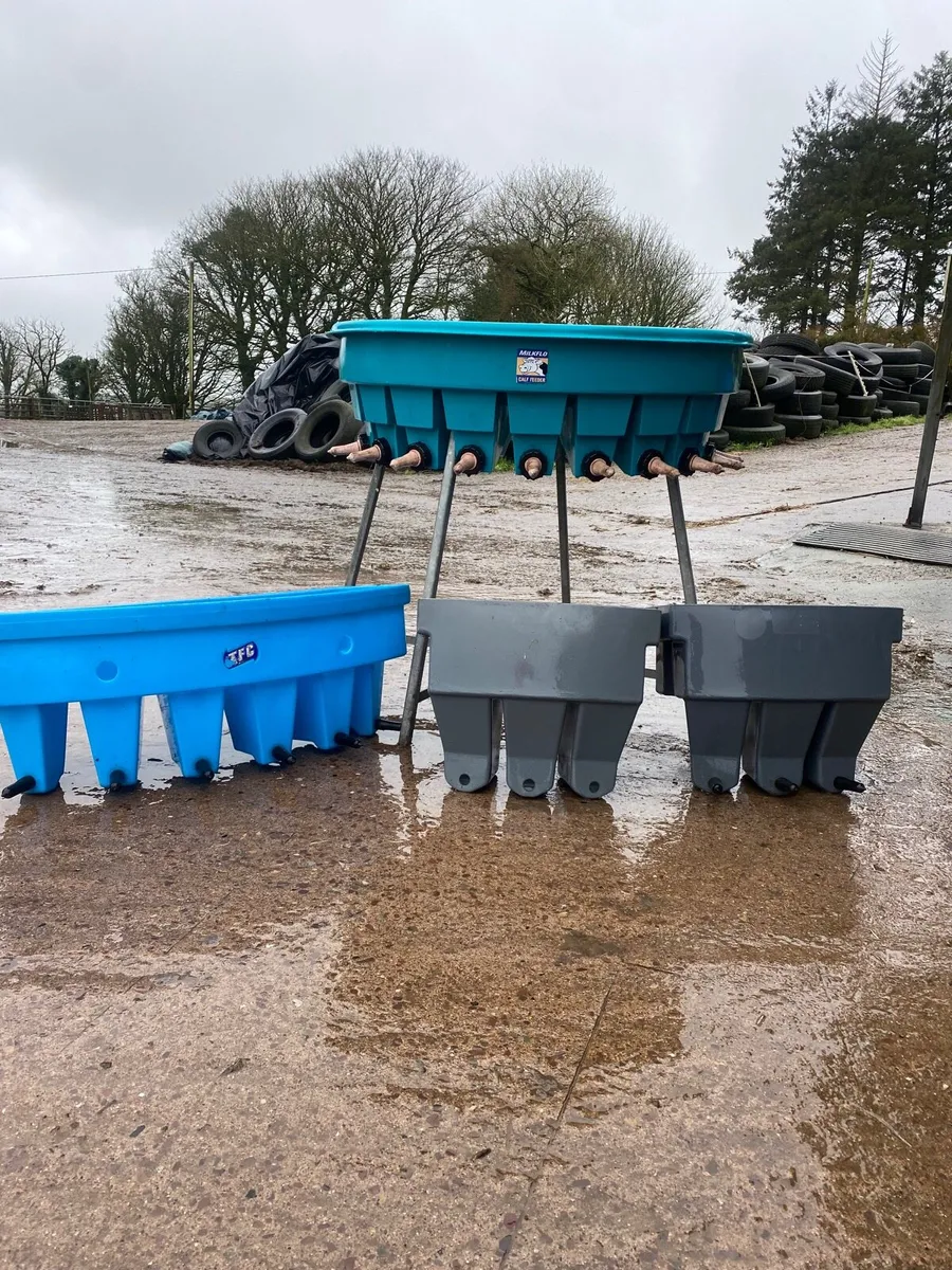 Calf feeder buckets - Image 1