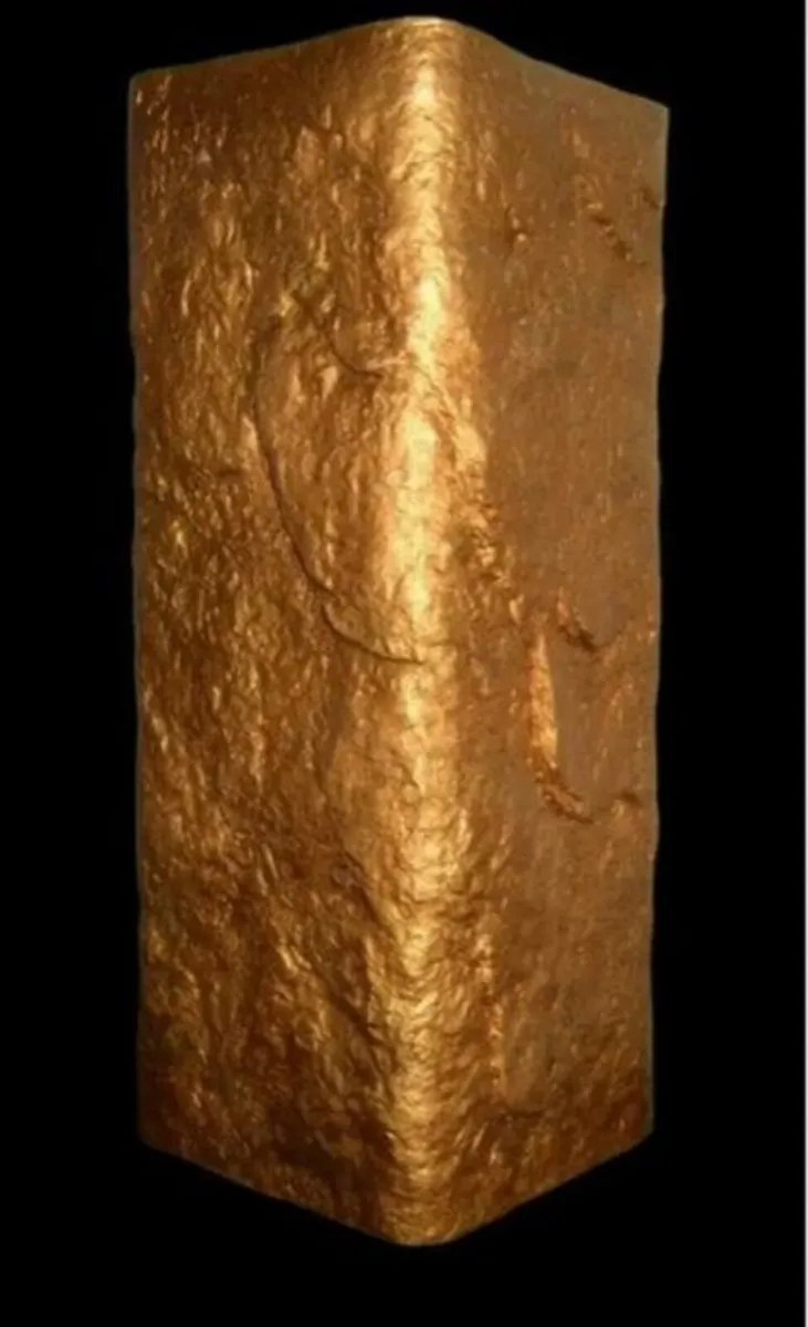 Large Vintage Harrods Vase / Ex-Display - Image 1