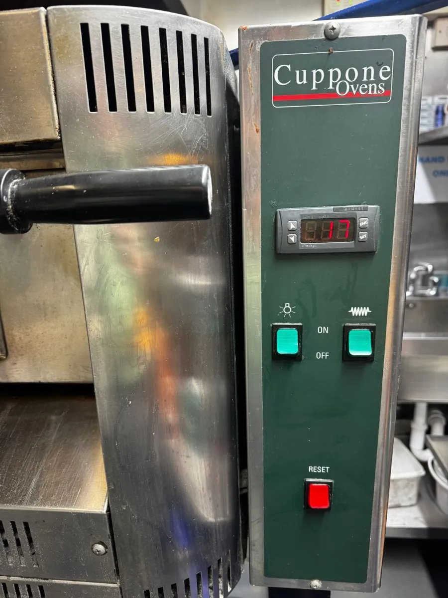 Pizza Oven - Image 1