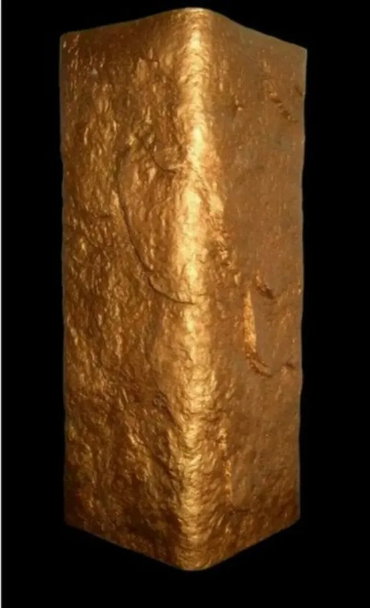 Large Vintage Harrods Vase / Ex-Display - Image 2