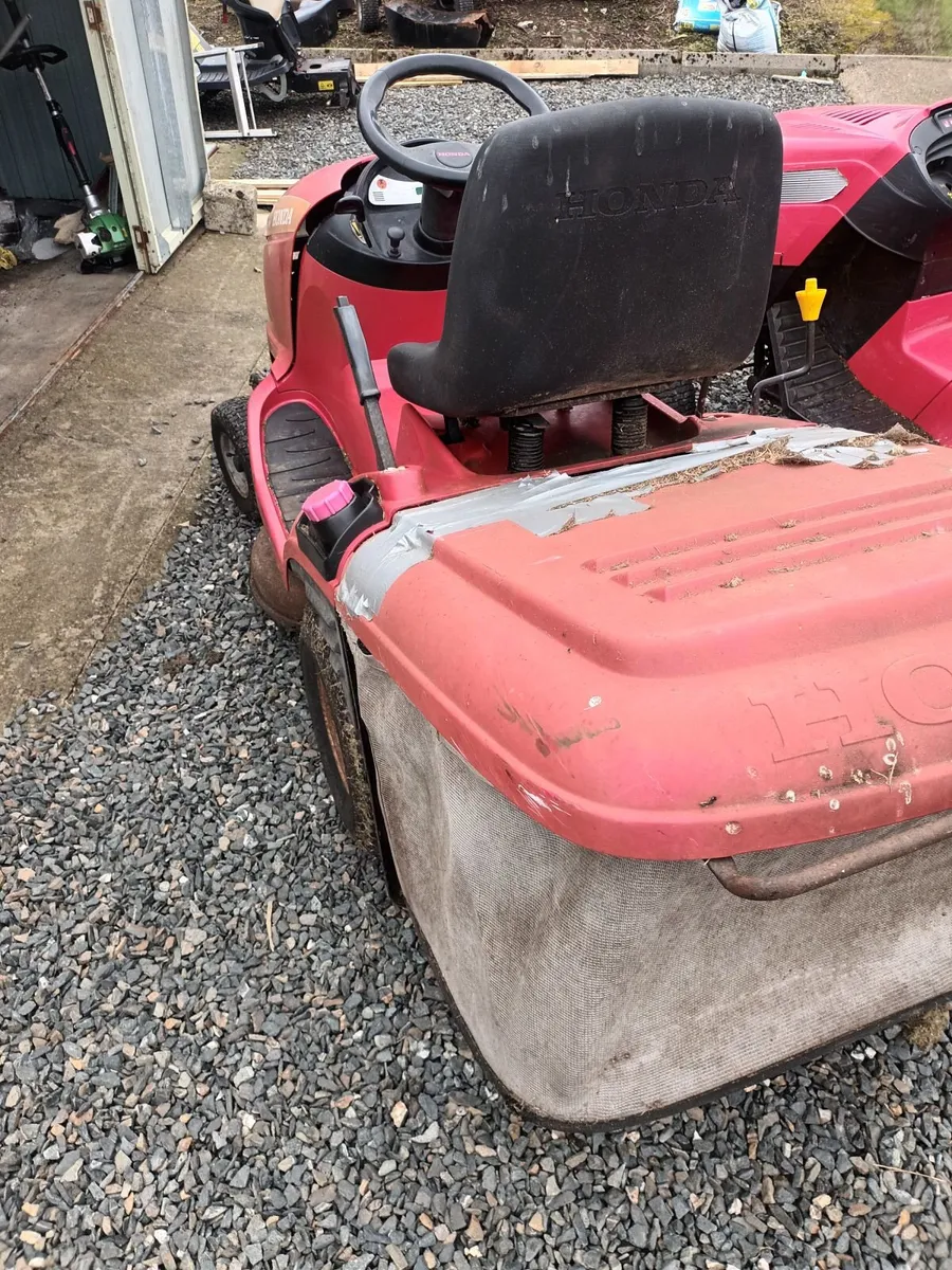 Part's or Repair - Image 4