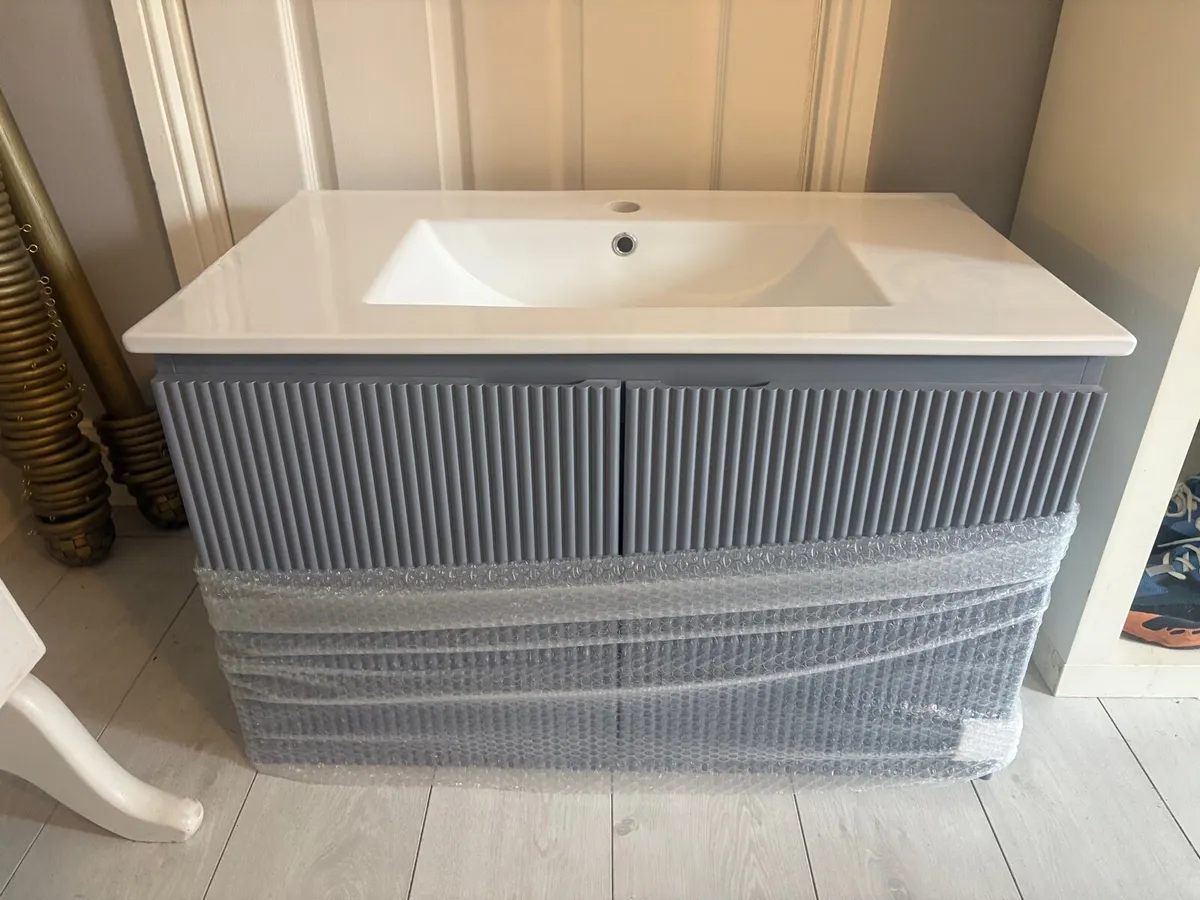 Vanity unit - Image 1