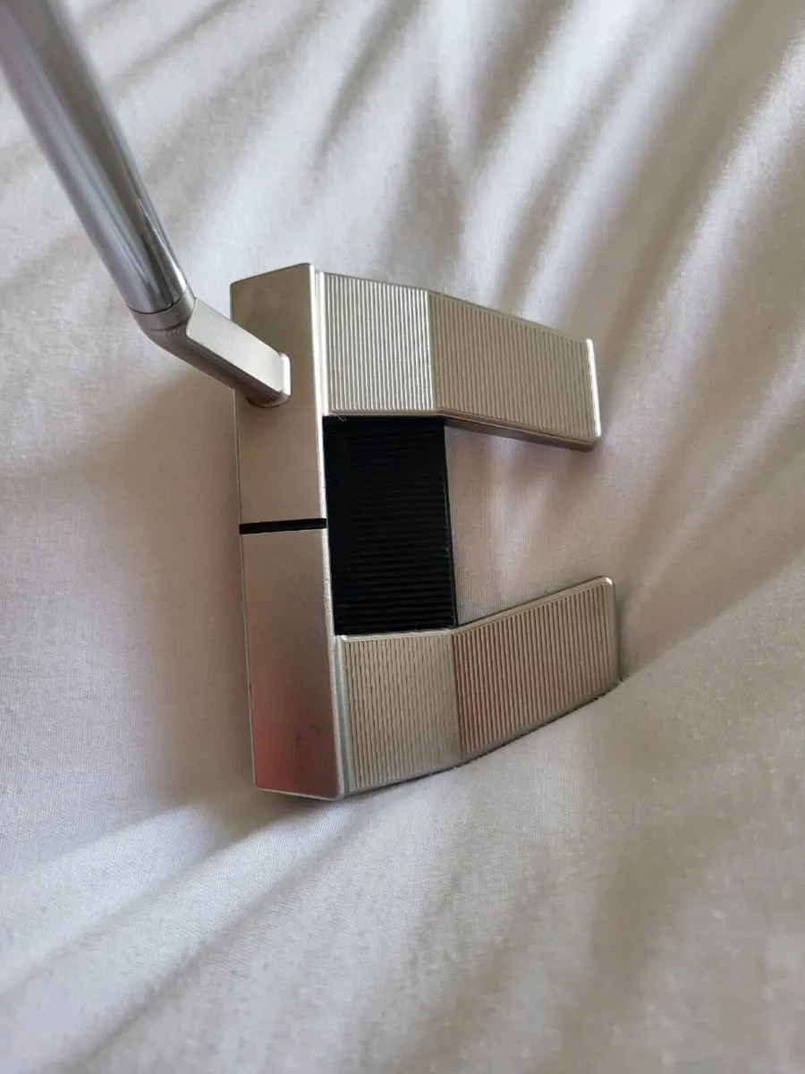 Scotty Cameron Phantom 5.5 LH - Image 1